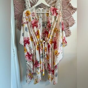 5/$30 Umgee Floral Kimono with Crochet Detail